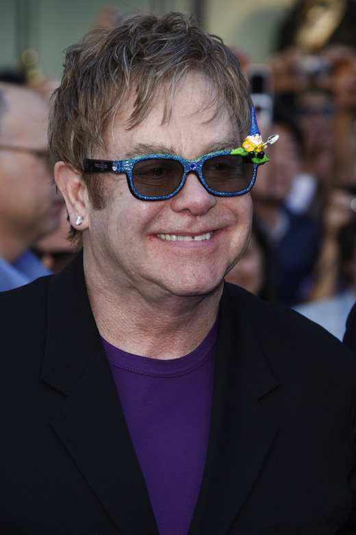 Элтон Джон (Elton John) / Joe Seer / Shutterstock.com 
