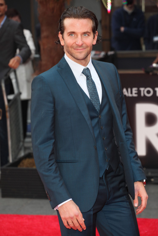 Актер Брэдли Купер (Bradley Cooper) / Featureflash / Shutterstock.com 