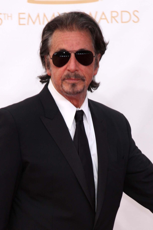 Аль Пачино: фото актера в смокинге и темных очках