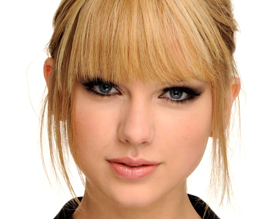 Тейлор Свифт (Taylor Swift) / © Michael Caulfield / AMA2010 / Getty Images for DCP